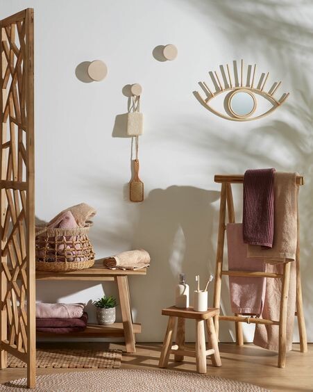 Set Nadua de 3 colgadores de madera maciza de haya con acabado natural