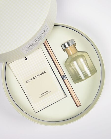 Set Kids Essence de ambientador en sticks 50 ml y bolsa aromática