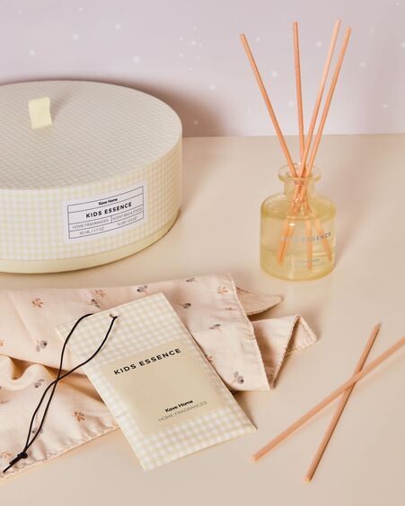 Set Kids Essence de ambientador en sticks 50 ml y bolsa aromática