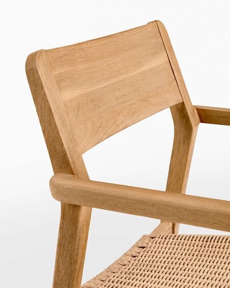 Silla Better de madera maciza de acacia y cuerda de papel natural