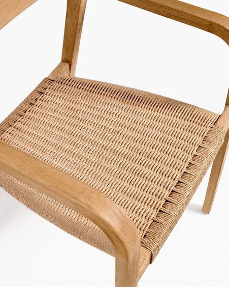 Silla Better de madera maciza de acacia y cuerda de papel natural