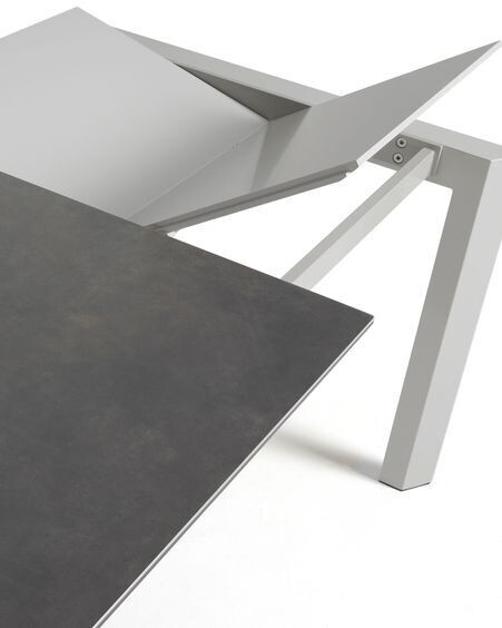 Mesa extensible Axis porcelánico acabado Vulcano Roca patas gris 160 (220) cm