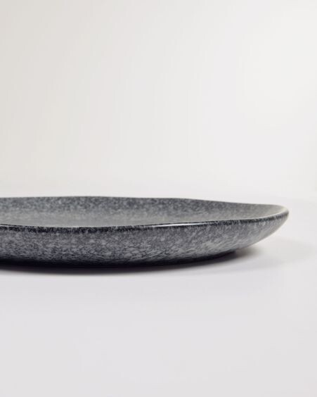 Plato plano Airena de cerámica negro