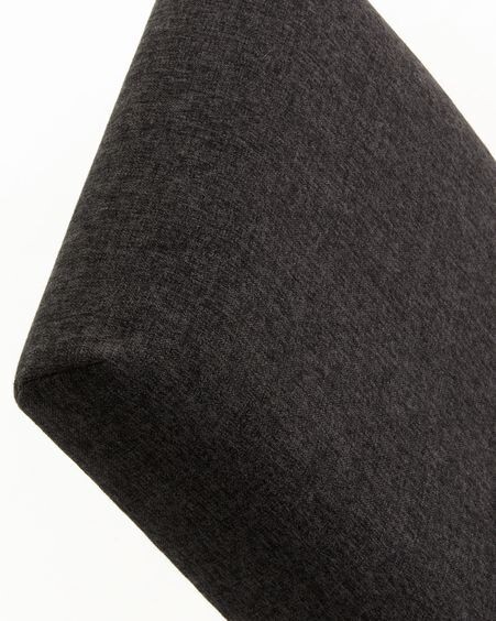 Silla Freda grafito y patas de madera maciza de haya acabado negro