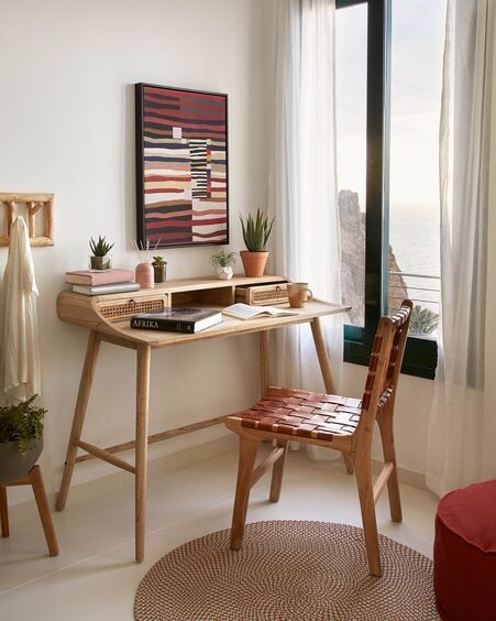 Escritorio Nalu chapa y madera maciza mindi y detalles en ratán 110 x 60 cm