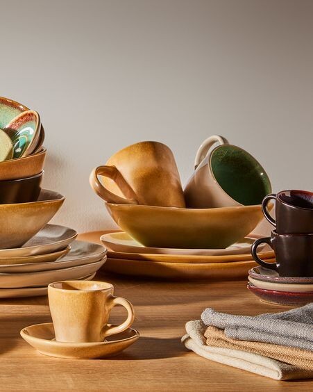 Taza Vreni de cerámica beige