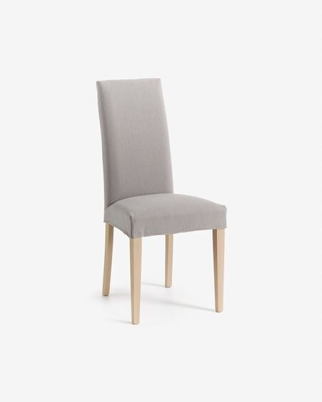 Silla Freda gris claro y patas de madera maciza de haya acabado natural