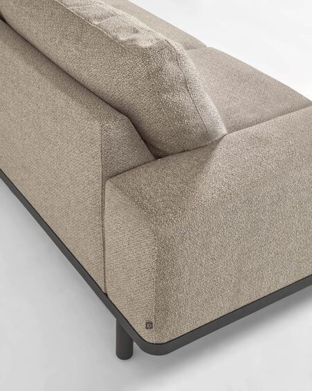 Sofá Noa 3 plazas beige con patas acabado oscuro 230 cm