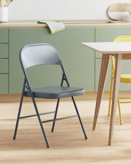 Silla plegable Aidana de metal gris oscuro
