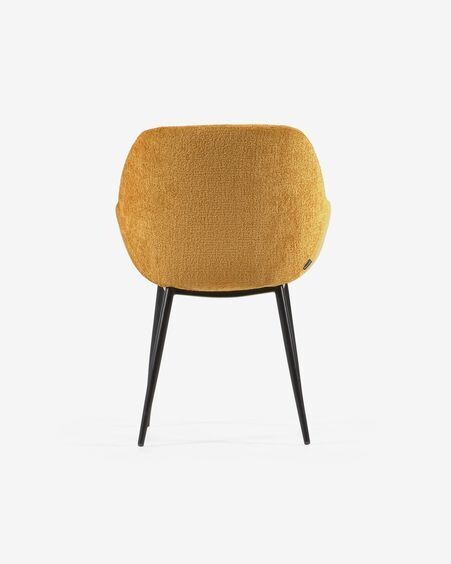 Silla Konna de chenilla mostaza y patas de acero acabado pintado negro