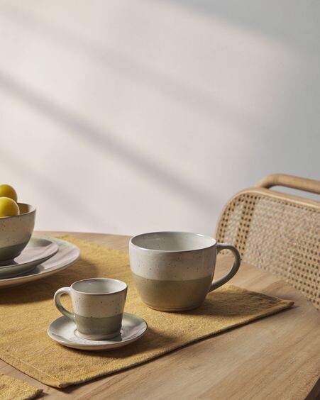 Taza de café con plato Elida de cerámica beige y verde