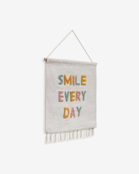 Tapiz mural Adelina smile every day blanco y mulicolor 52 x 60 cm