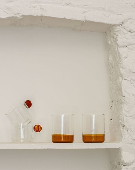 Vaso Dorana vidrio transparente y naranja