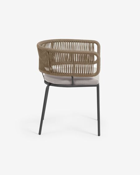 Silla Nadin de cuerda beige y patas de acero galvanizado