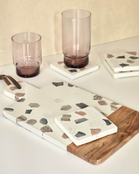 Tabla de servir Temira de madera y terrazzo multicolor