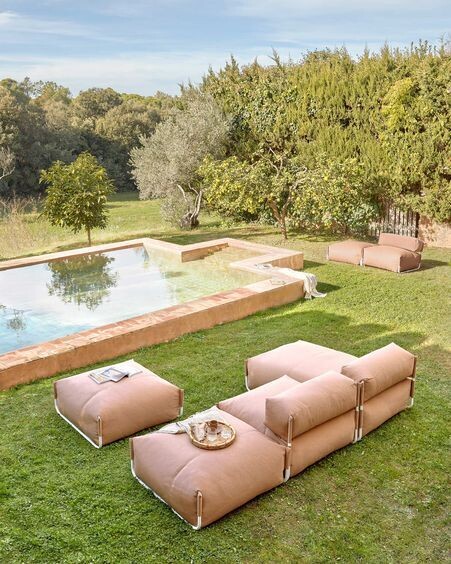 Puf sofá modular 100% para exterior Square terracota y aluminio blanco 101 x 101 cm