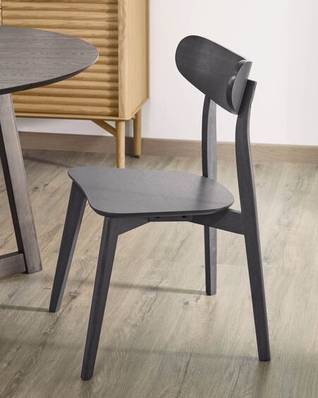 Silla Safina de chapa de fresno y madera maciza de caucho