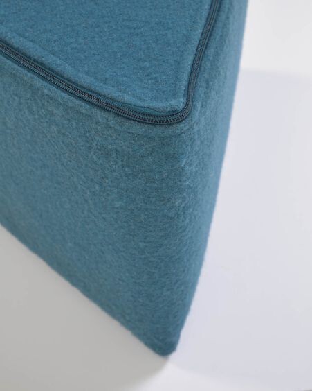 Puf triangular Jalila azul 25 x 25 cm