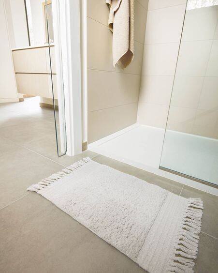 Alfombra de baño Nilce 100% algodón blanco 40 x 60 cm