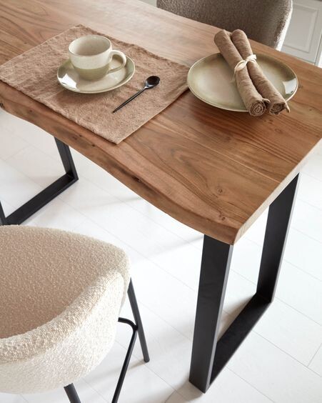 Mesa alta Alaia de madera maciza de acacia con acabado natural 140 x 60 cm