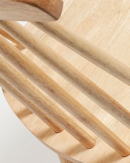 Silla Tressia DM y madera maciza de caucho lacado natural