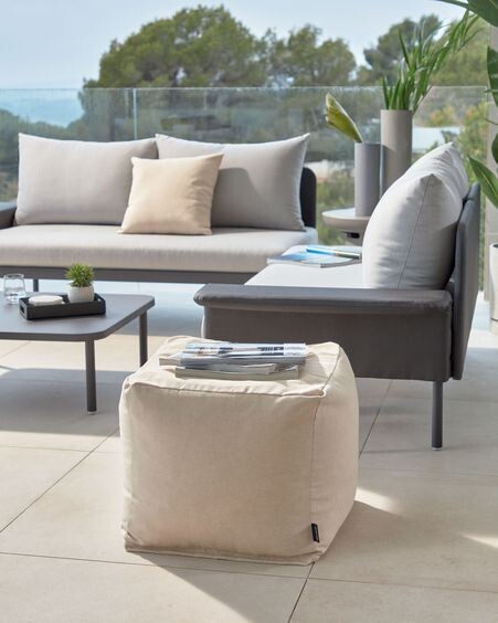 Puf cuadrado Nedra 50 x 50 cm beige