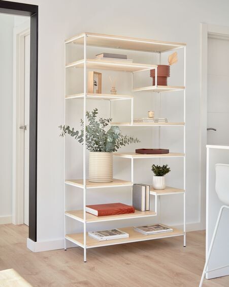 Estantería Push de madera maciza de mango y acero blanco 100 x 180 cm