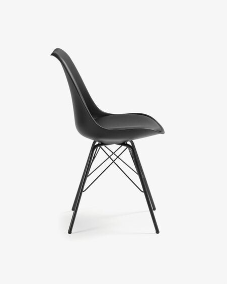Silla Ralf negro con patas de metal