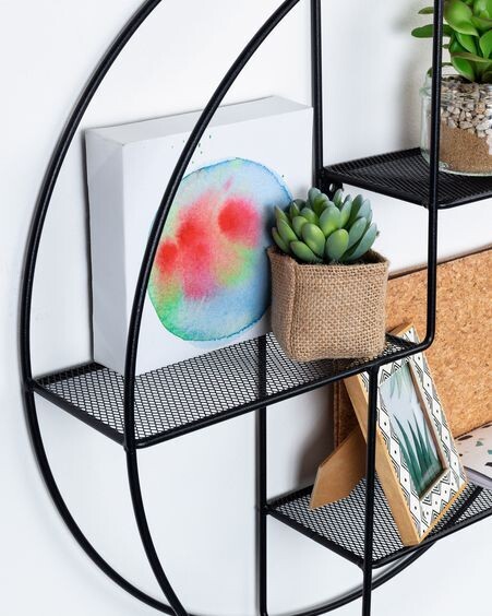 Estantería de pared Across de acero con acabado negro Ø 55 cm