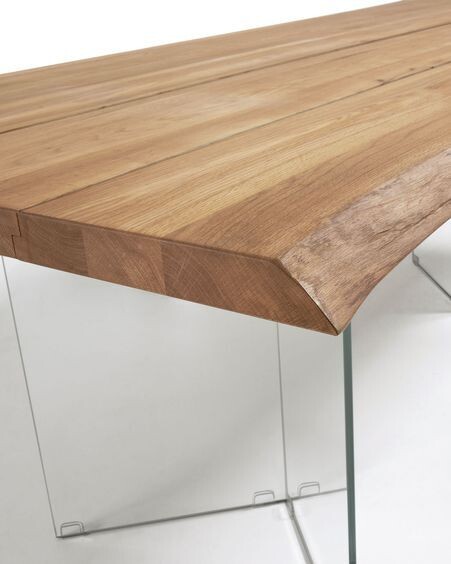 Mesa Lotty de chapa de roble con acabado natural y patas de cristal 180 x 100 cm