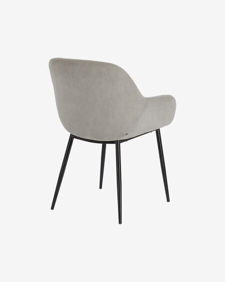 Silla Konna pana gris y patas de acero acabado pintado negro