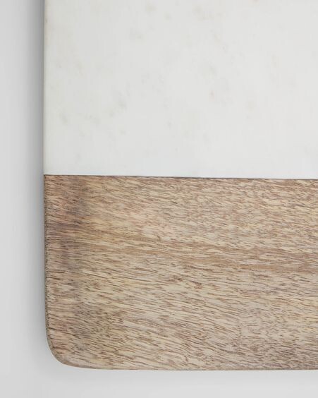Tabla de servir Danelle mármol blanco y madera de mango