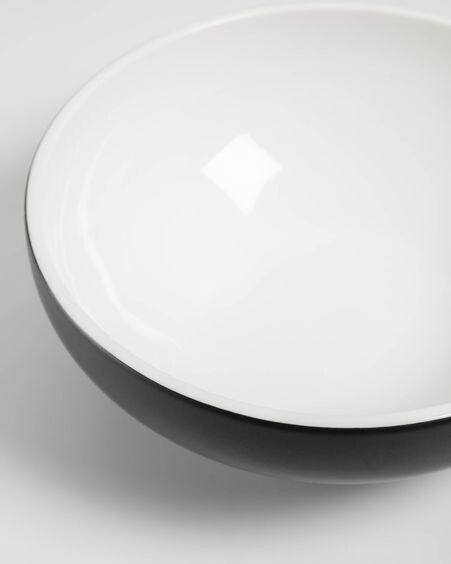 Bol Sadashi grande de porcelana blanco y negro