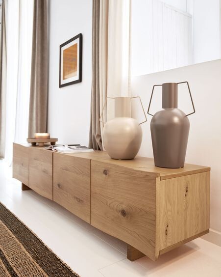 Mueble TV Rasha 4 puertas de chapa de roble acabado natural 200 x 49 cm
