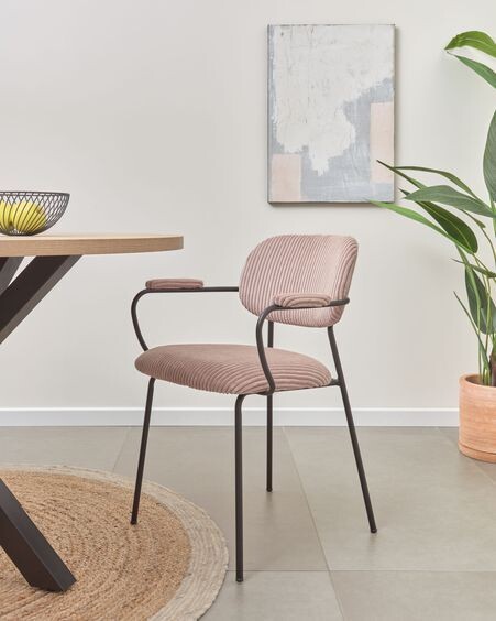 Silla Auxtina de pana gruesa rosa y metal negro