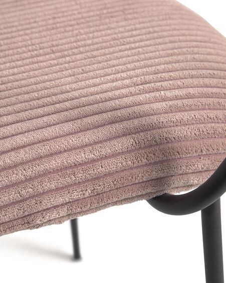 Silla Auxtina de pana gruesa rosa y metal negro