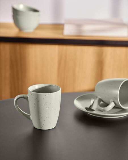 Taza Aratani de cerámica gris claro