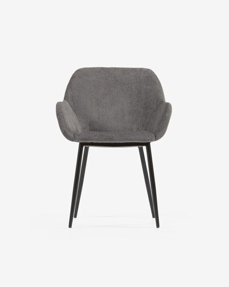 Silla Konna de chenilla gris oscuro y patas de acero acabado pintado negro