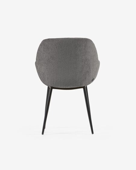 Silla Konna de chenilla gris oscuro y patas de acero acabado pintado negro