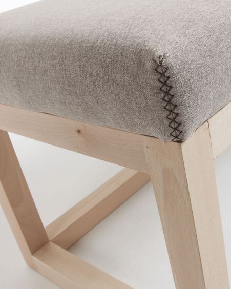 Banqueta Loya beige de madera maciza de haya 128 cm