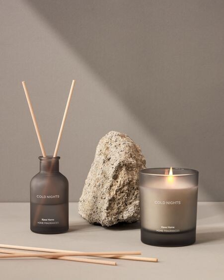 Vela aromática Cold Nights gris 180 gr