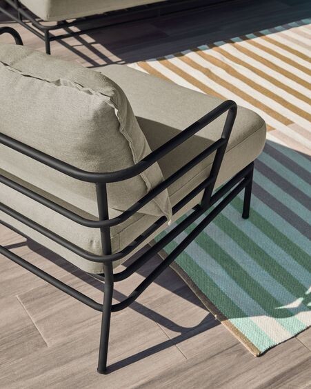 Sillón Mareluz de acero negro