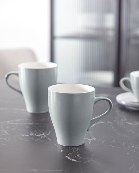Taza Sadashi de porcelana blanco y gris