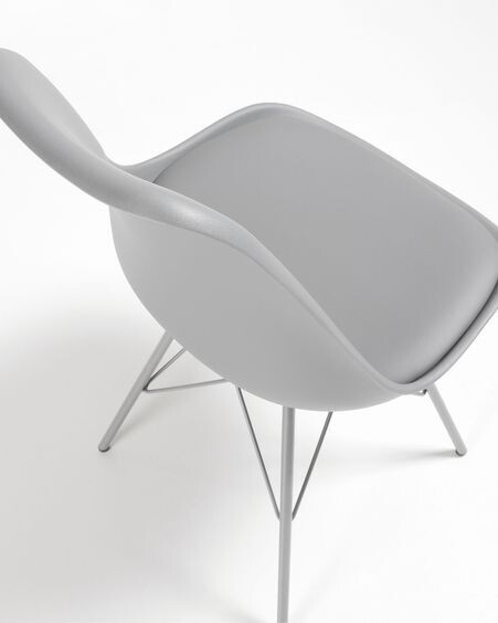 Silla Ralf gris con patas de metal