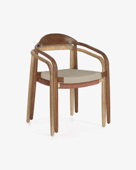Silla Nina de madera maciza de acacia acabado nogal y cuerda beige