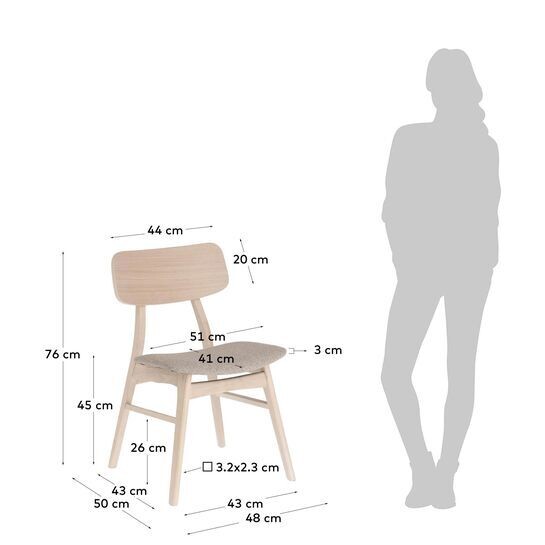Silla Selia de madera maciza de caucho y chapa de roble tapizado gris claro