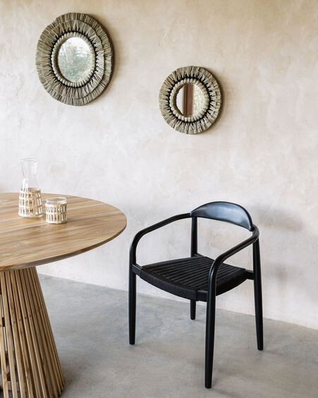 Silla Nina de madera maciza de acacia acabado negro mate y cuerda negro