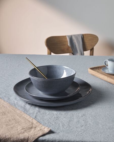 Plato plano Airena de cerámica azul