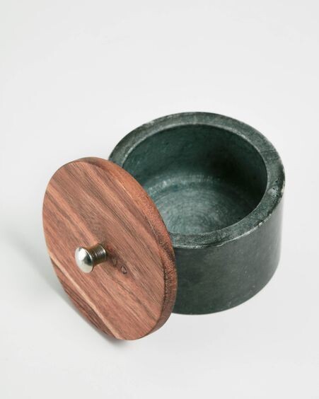 Bote pequeño Karla de madera maciza acacia y mármol verde