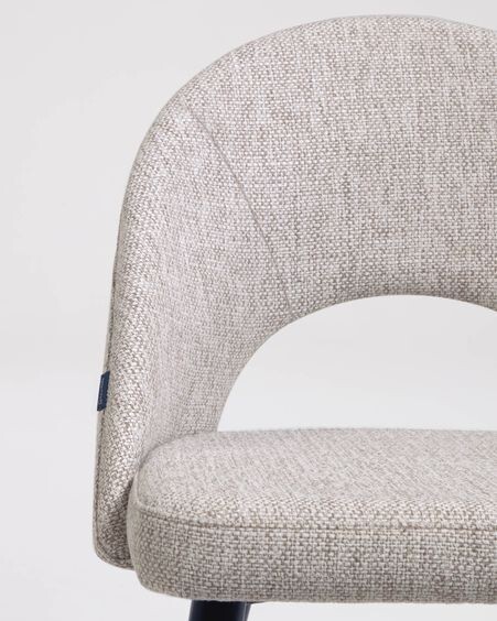 Silla Mael beige y patas de acero con acabado negro